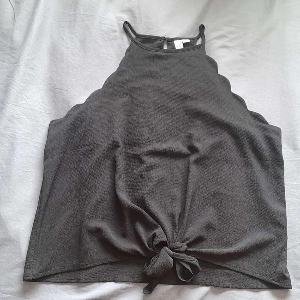 Black Scallop Cut Tank With Front Tie